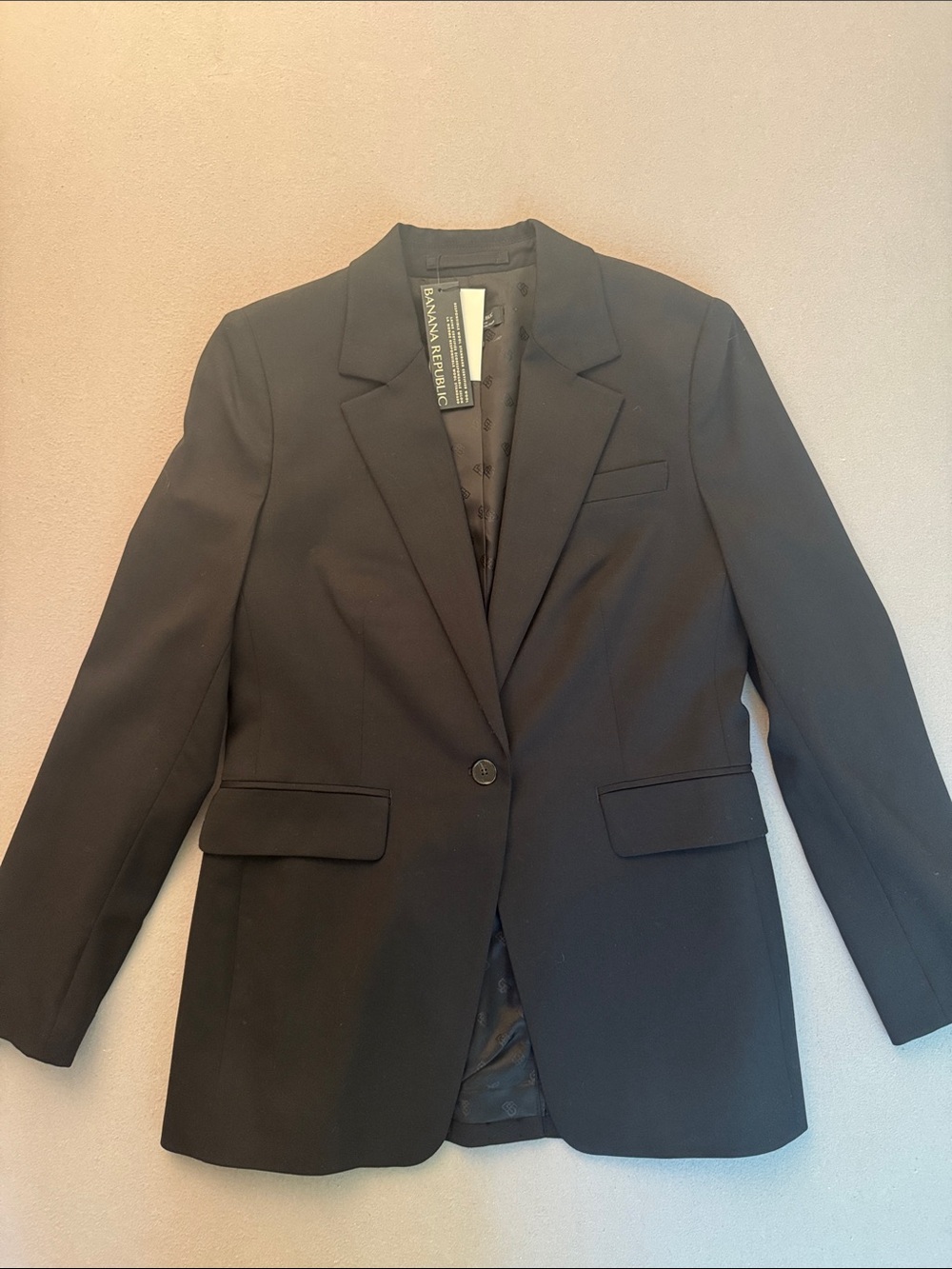 Banana Republic Black Single-Button Tailored Blazer, Size 6